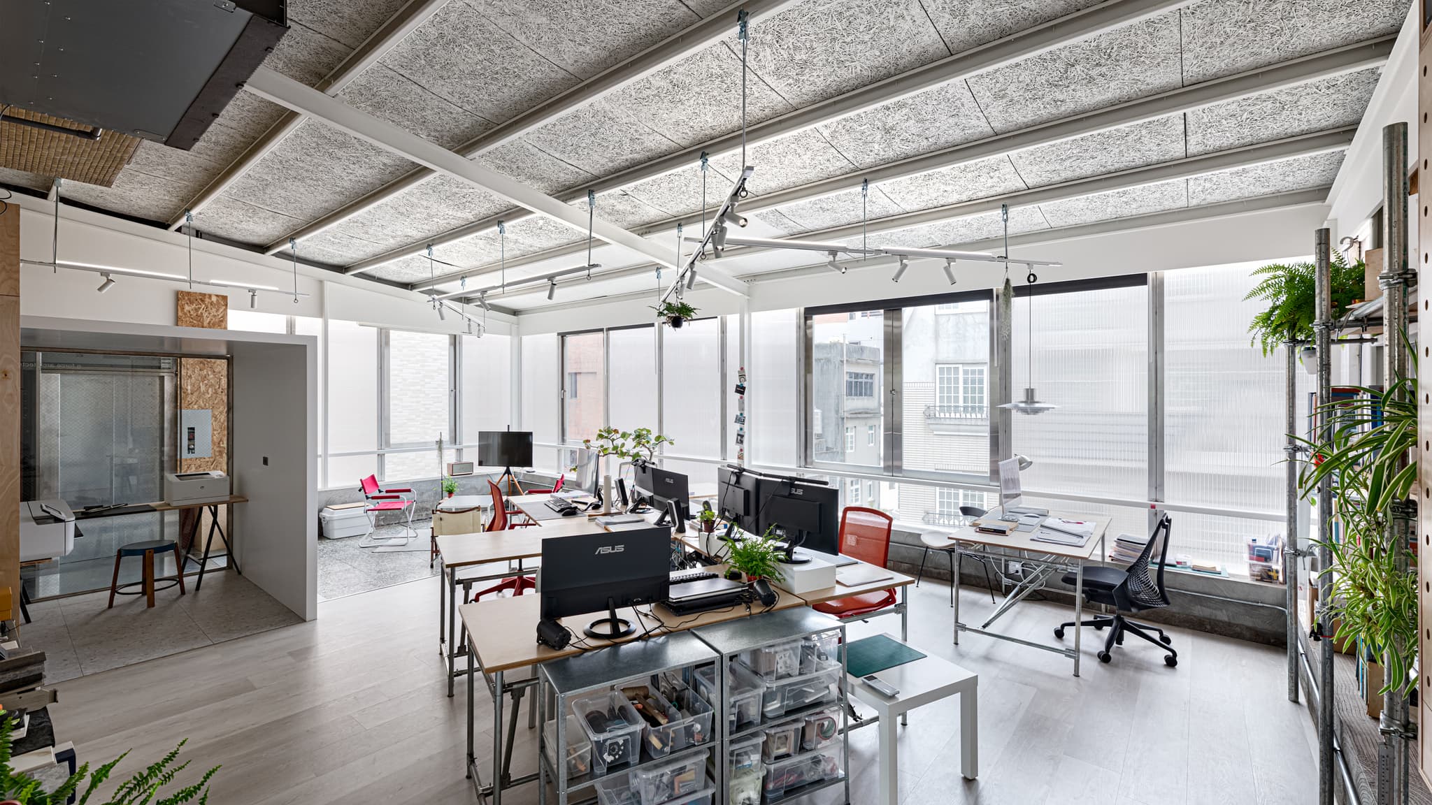 Refurbishment x Interior