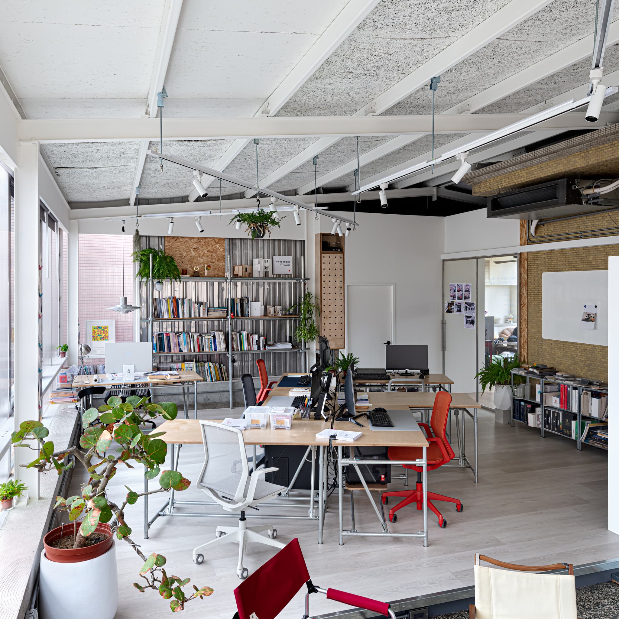 Refurbishment x Interior